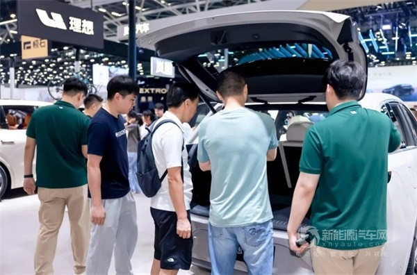 理想汽車