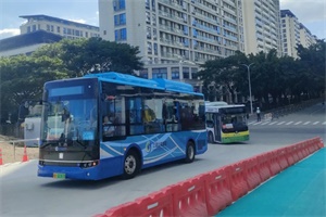百輛中車電動“伴風(fēng)而行” 為體育盛會保駕護航