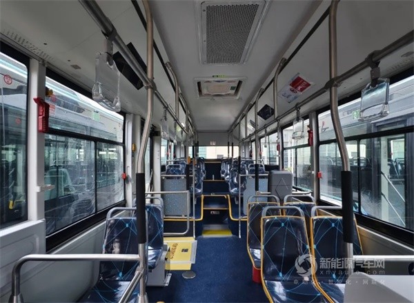 吉利星際純電動(dòng)城市客車(chē)C9E