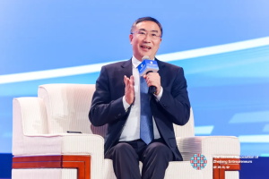 零跑汽車創(chuàng)始人、董事長、CEO朱江明：自我革新就不懼競爭