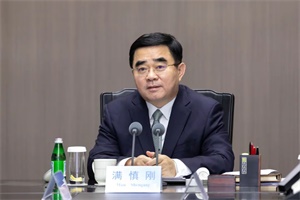 山東重工集董事長滿慎剛會見凱傲集團(tuán)監(jiān)事會主席、CEO一行