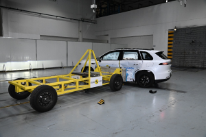 零跑C10再獲歐洲Euro?NCAP、澳洲ANCAP雙五星安全認證！