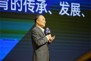 吉利控股集團董事長李書福：人工智能時代與三個校園組合