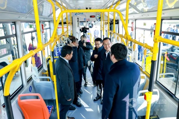 福田歐輝BJ6105純電公交
