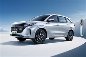 年終獎(jiǎng)買什么車？這幾臺(tái)插混也是不錯(cuò)的選擇
