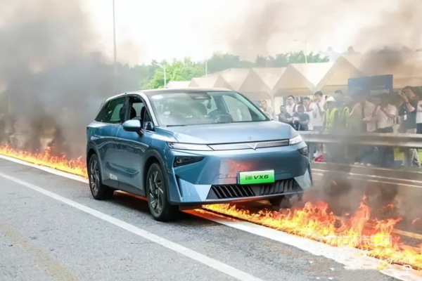 啟辰汽車技術(shù)開(kāi)放日活動(dòng)，VX6展現(xiàn)卓越安全性能