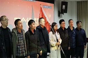 2025我們?cè)俪霭l(fā)!創(chuàng)維汽車2025年新年大會(huì)圓滿落幕