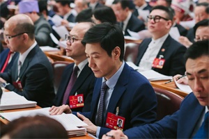 小米汽車董事長雷軍：聽完政府工作報告，我有三點感受
