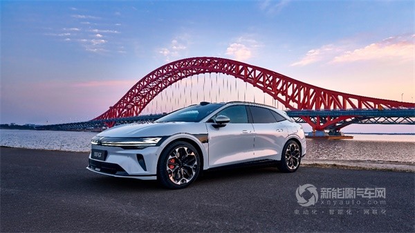 極氪007GT
