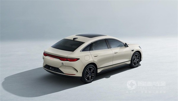 比亞迪秦L EV