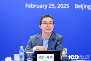 歐陽(yáng)明高院士：“全民智駕”是智能駕駛不是自動(dòng)駕駛