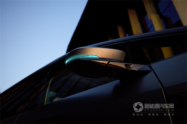 2025款小鵬X9