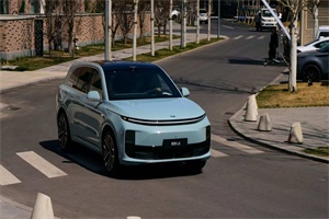 將于2025上海車展首發(fā) 新款理想L6官圖發(fā)布
