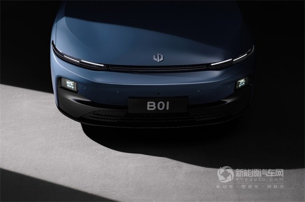 零跑B01