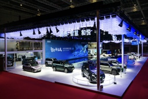 造車國家隊成上海車展焦點，東風自主新能源組團大秀“魔都”