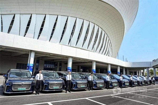 嵐圖汽車