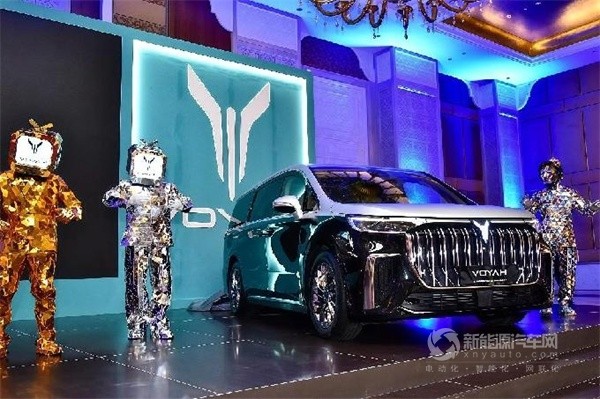嵐圖汽車