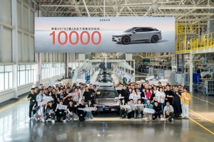 雙品牌驅(qū)動(dòng)!極氪5月銷量46538臺(tái)，多款車型亮眼出擊