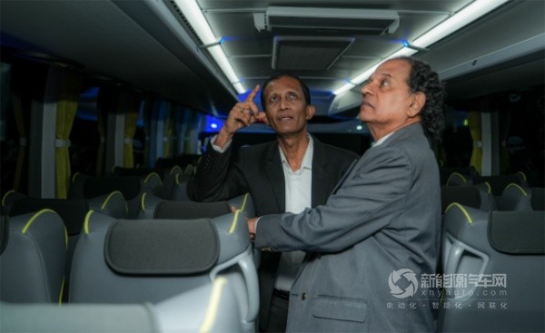 宇通C系列豪華客車