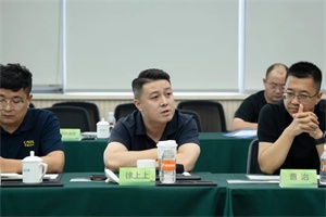 會(huì)議|申通快遞新能源重卡交流會(huì)召開，共探行業(yè)綠色升級(jí)路徑