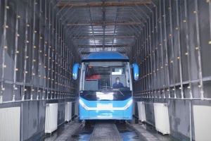 搶抓契機、全球突破，中通客車二季度“加速跑”