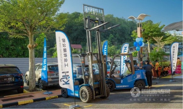 創(chuàng)維叉車