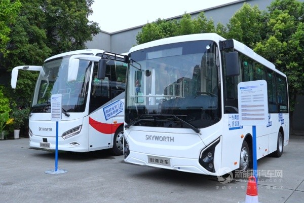 創(chuàng)維客車
