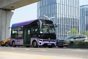 中車電動(dòng)L4級(jí)自動(dòng)駕駛小巴落地成都，示范線啟動(dòng)推動(dòng)智慧出行