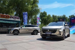 2025武網(wǎng)開票!東風(fēng)·嵐圖汽車連續(xù)兩年成為賽事官方指定用車