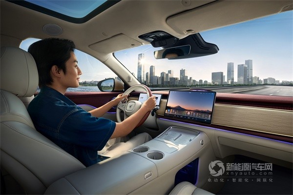 嵐圖汽車