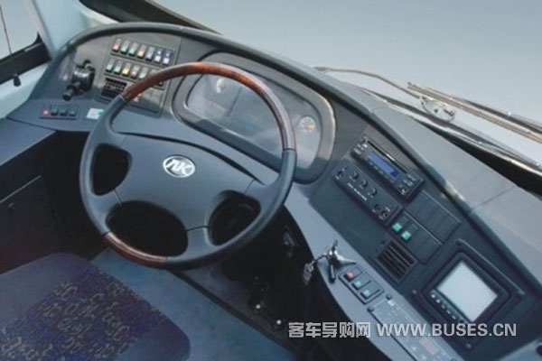 安凱HFF6127K46EV客車（純電動(dòng)24-47座）
