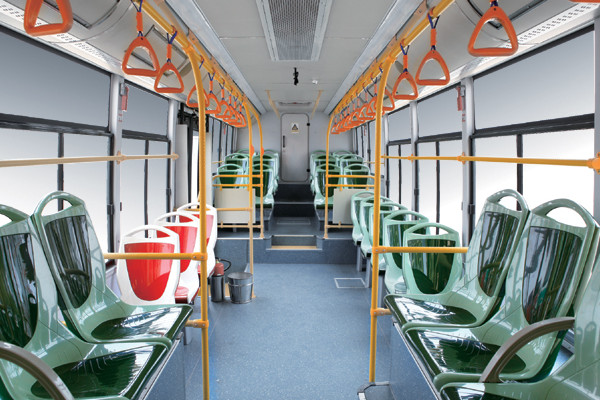 金旅XML6115JHEVG5C1公交車（柴油/電混動(dòng)國五20-40座）