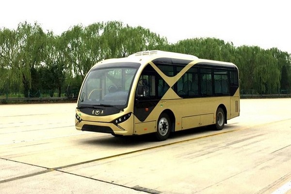 青年JNP6843BEVY公交車（純電動(dòng)10-30座）