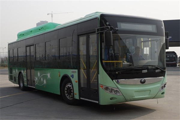 宇通ZK6125CHEVPG35插電式公交車（柴油/電混動(dòng)國五10-45座）