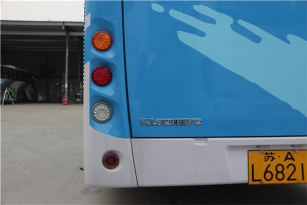開沃NJL6129BEV1公交車（純電動24-25座）