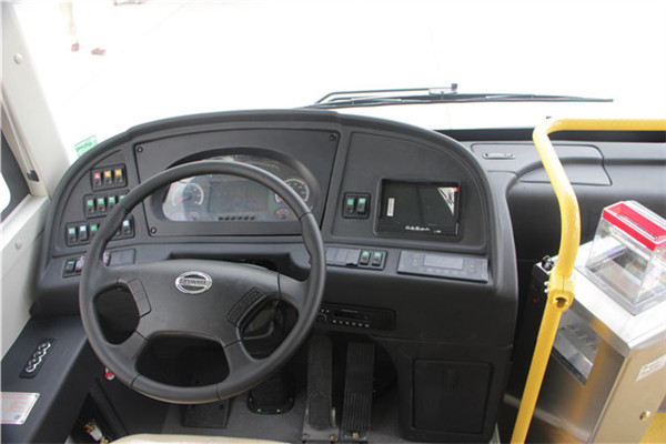 開沃NJL6100BEV18公交車（純電動24-41座）