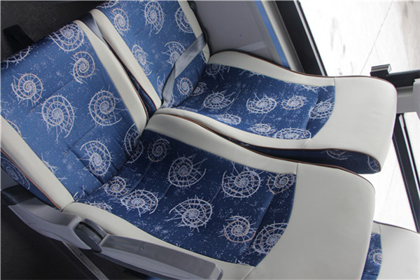 開沃NJL6820BEV客車（純電動(dòng)24-35座）