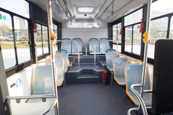 比亞迪BYD6700B2EV1低入口公交車（純電動10-22座）